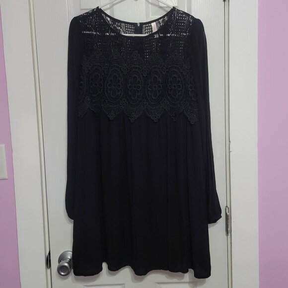 Super Cute Medium Xhilaration Lined Black Lace (at top) Dress. Split long sleeve - Picture 3 of 10